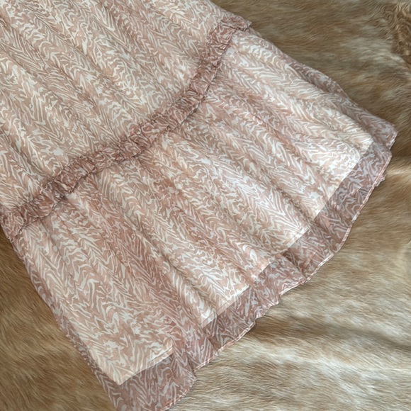 Cleobella Elegant Pink Patterned Maxi Dress - Picture 4 of 7